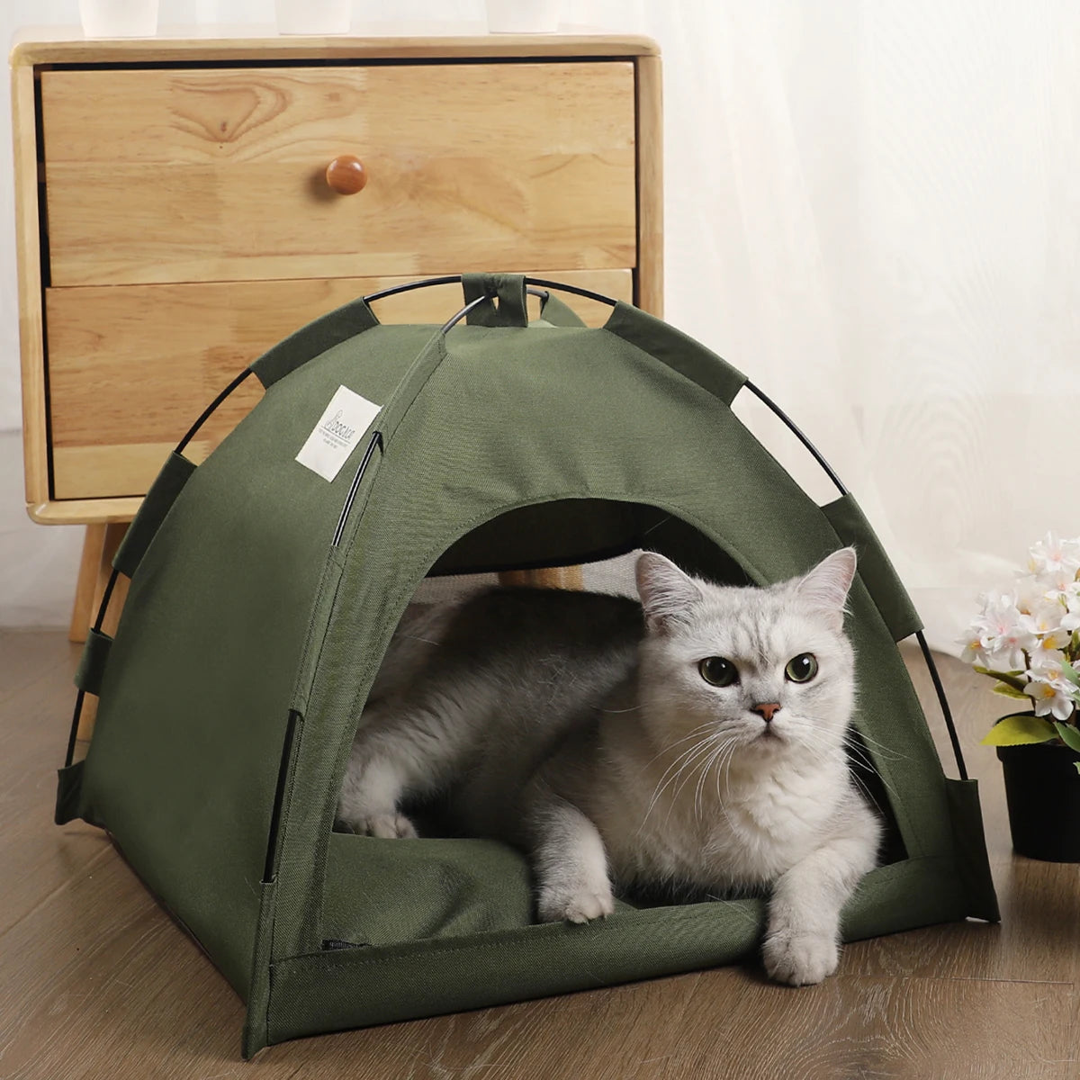 Pet Tent Bed - Cozy Clamshell Cat House with Warm Cushions for Winter Comfort